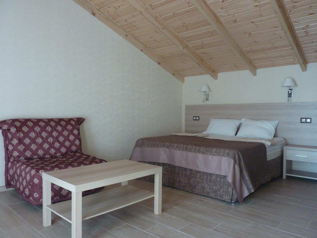 Guest House Letto Gagry Eksteriør bilde